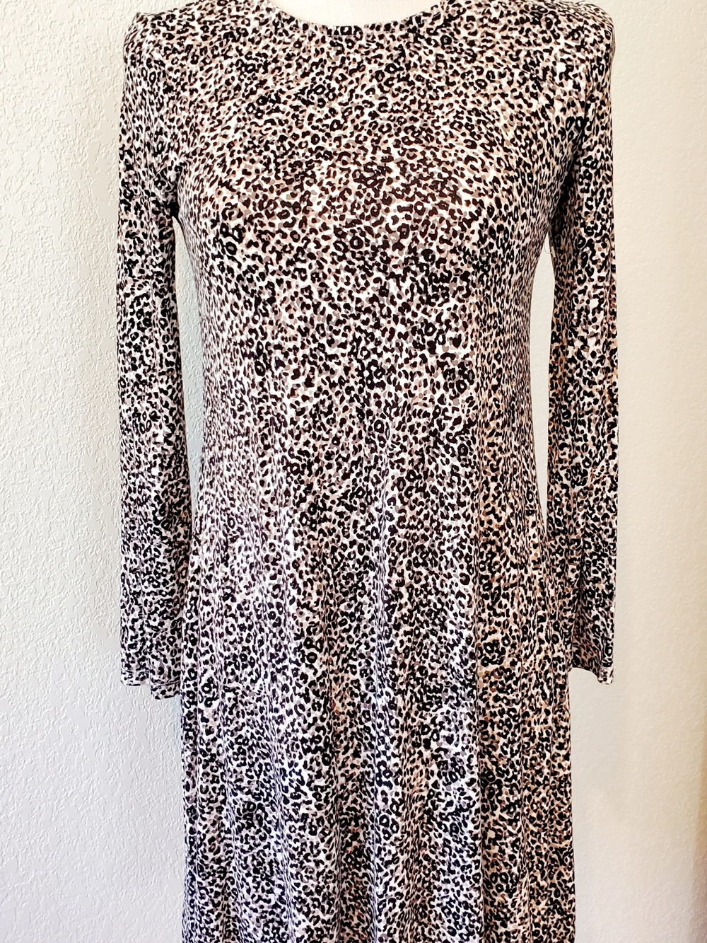 Old Navy Long Sleeve Leopard-Print Midi Dress - Brown & Cream